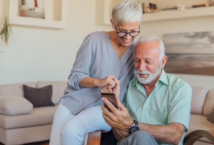 Sensibilisation à l'information et à l'orientation des séniors Sensibilisation à l'information et à l'orientation des séniors